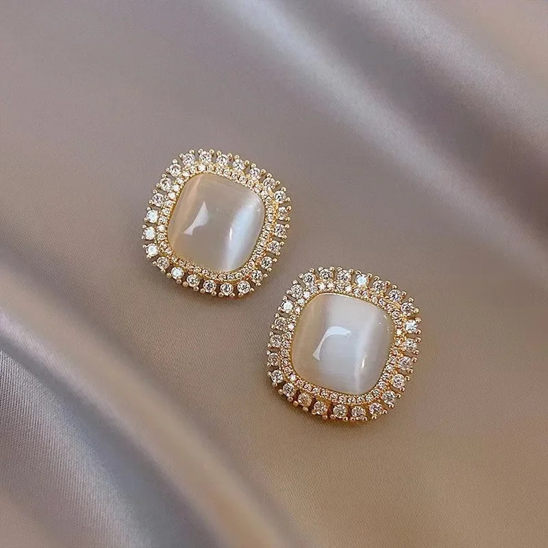 Boucles d'Oreilles Carrées Chic avec Opale et Zircon