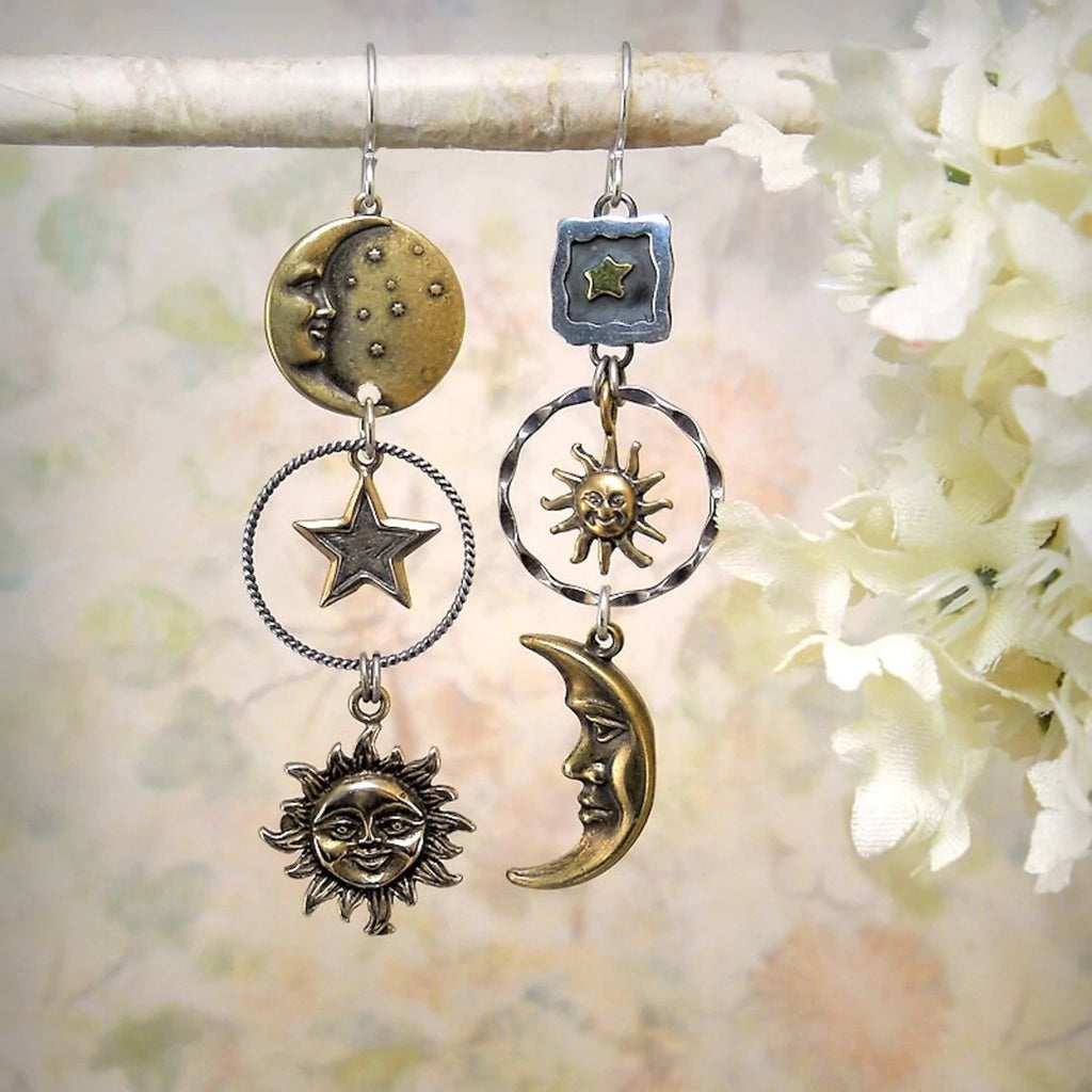 Boucles d'oreilles avec pendentif Soleil et Lune